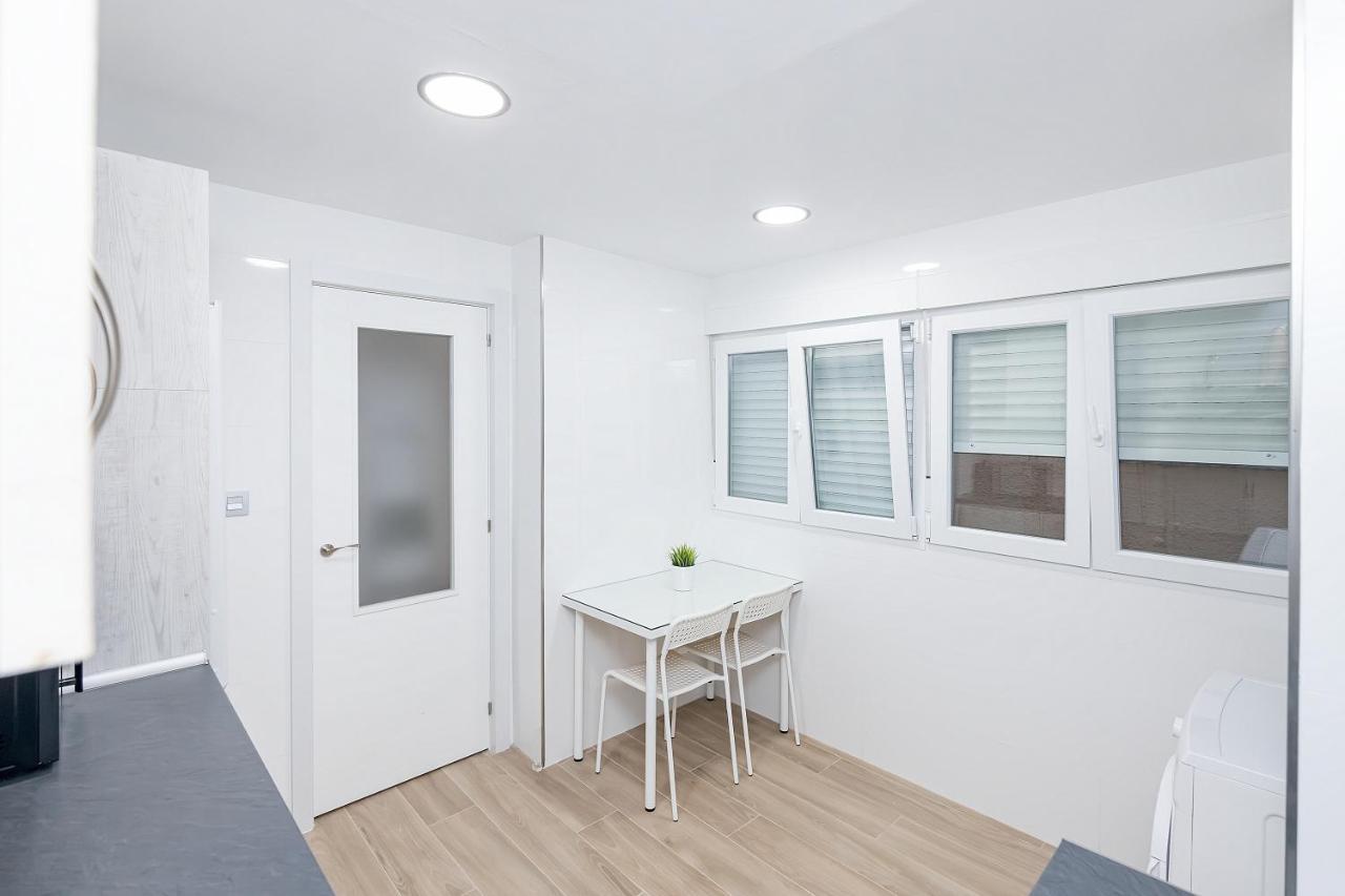 Apartamento Puerto Sol Y Mar Leilighet Fuengirola Eksteriør bilde